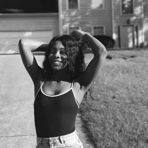 Meet your Posher, Naomi